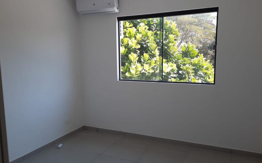 VENTA DUPLEX CON PISCINA A ESTRENAR EN LUQUE CERCA DEL CIT