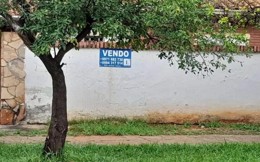 Vendo casa a demoler en esquina en Luque – Tercer Barrio