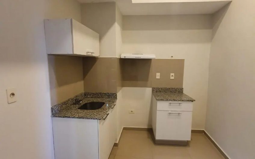 Alquilo departamento 1 Dormitorio En Fernando De La Mora Sur