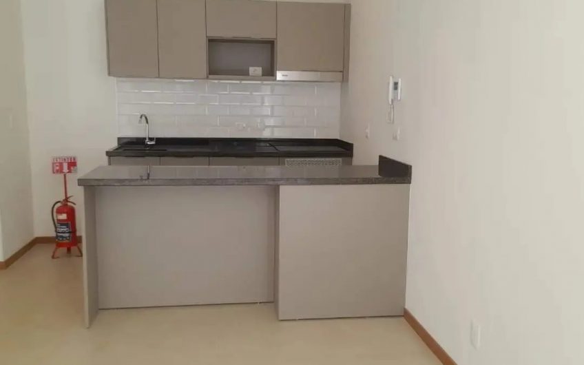 Vendo Departamento De 1 Dormitorio En Barrio Las Lomas