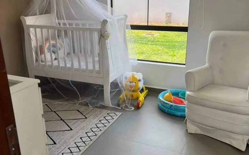 Vendo Casa A Estrenar En Luque